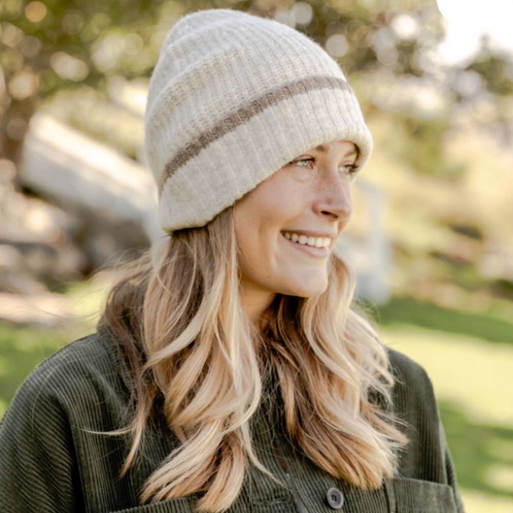 Neuflora Pine River Beanie New Condition